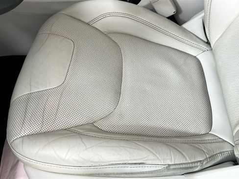Used 2020 Jeep Cherokee Limited AWD/4WD image 23