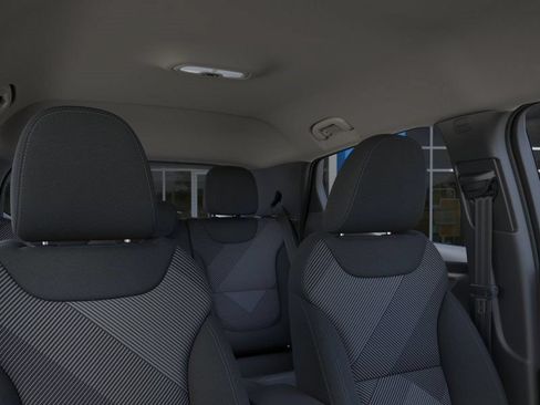New 2027 Chevrolet Bolt LT w/ Comfort Package FWD image 24
