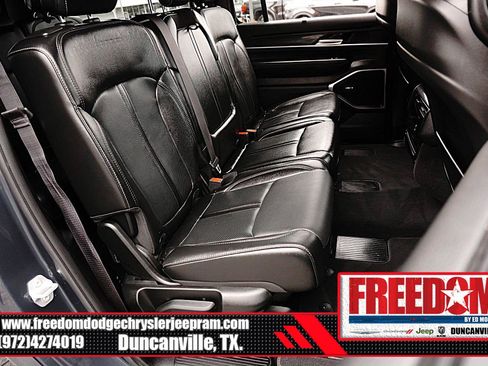 Certified 2023 Jeep Wagoneer 2WD w/ Convenience Group I image 16