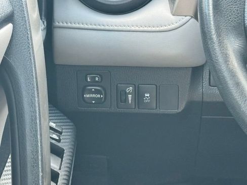 Used 2014 Toyota RAV4 Limited w/ Preferred Accessory Package AWD/4WD image 13