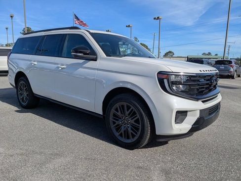New 2025 Ford Expedition Max Platinum w/ Stealth Performance Package AWD/4WD image 2