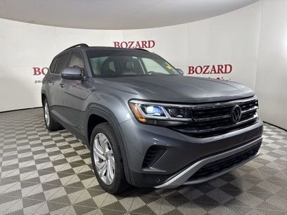 Used 2023 Volkswagen Atlas SE w/ Panoramic Sunroof Package