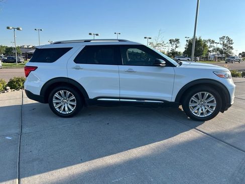 Used 2020 Ford Explorer Limited w/ Class III Trailer Tow Package RWD image 9