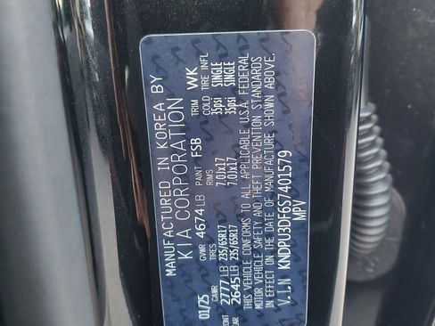 Certified 2025 Kia Sportage LX image 32
