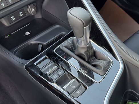 Certified 2025 Acura ADX FWD image 10
