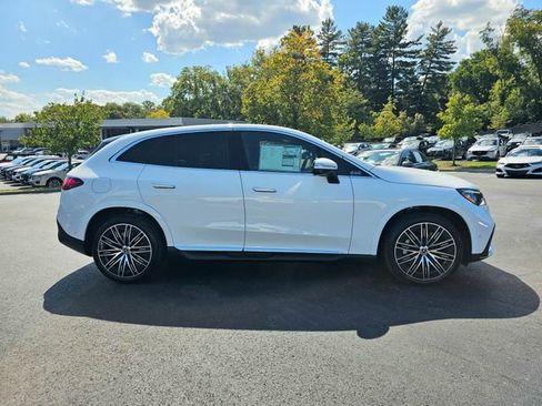 New 2026 Mercedes-Benz EQE 320 4MATIC SUV image 7