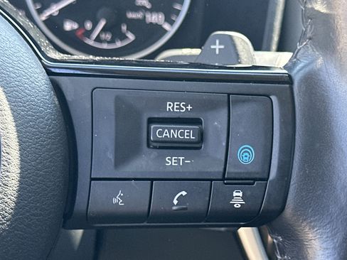 Used 2023 Nissan Rogue SV w/ SV Premium Package AWD/4WD image 26