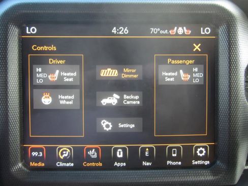 Used 2018 Jeep Wrangler Unlimited Sahara image 38