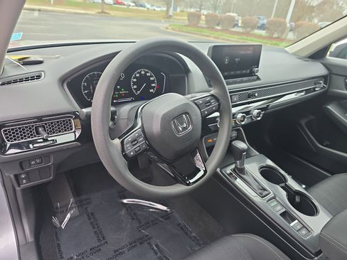 Used 2023 Honda Civic LX image 15