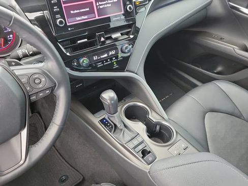 Used 2022 Toyota Camry XSE FWD image 30