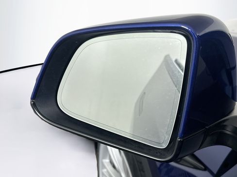 Used 2022 Tesla Model Y Long Range AWD/4WD image 16