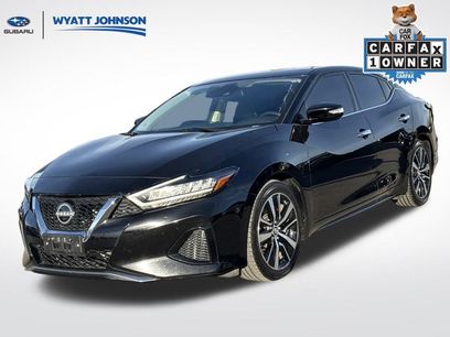 Used 2023 Nissan Maxima SV w/ Floor Mat Group