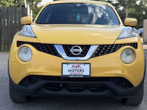 Used 2015 Nissan Juke SV w/ Cold Weather Package AWD/4WD image 3