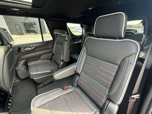 Used 2026 GMC Yukon AT4 Ultimate AWD/4WD image 29