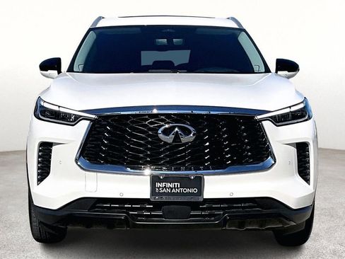 Certified 2025 INFINITI QX60 Luxe w/ Vision Package FWD image 4