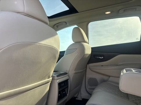 Used 2019 Nissan Murano Platinum w/ Cargo Package FWD image 34