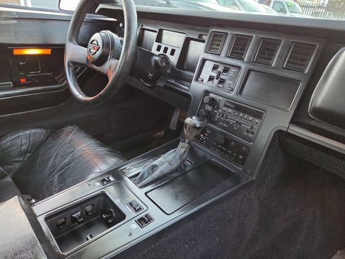 Used 1989 Chevrolet Corvette Coupe image 13