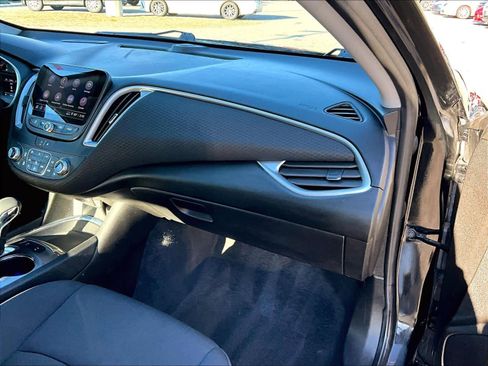 Used 2024 Chevrolet Malibu LT image 13