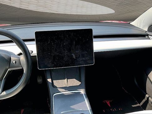 Used 2023 Tesla Model 3 Standard Range RWD image 5