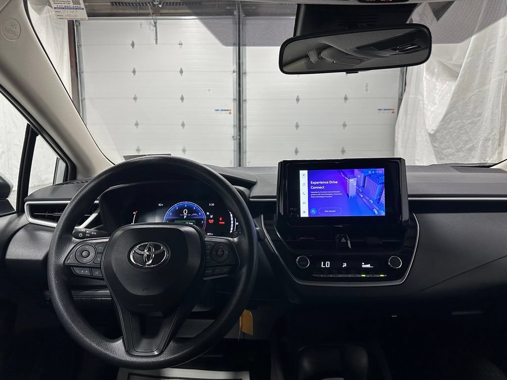 Used 2026 Toyota Corolla LE FWD image 15