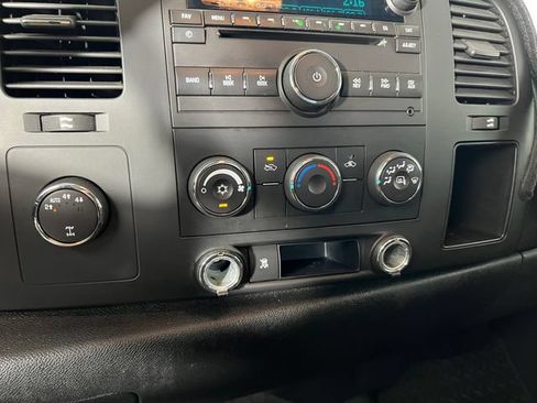 Used 2009 Chevrolet Silverado 1500 LT w/ Power Pack Plus AWD/4WD image 18