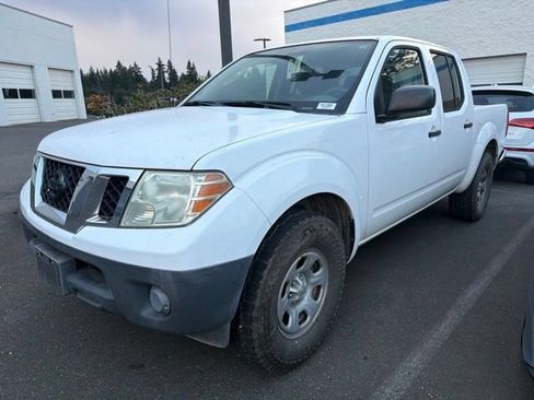 Used 2011 Nissan Frontier S RWD image 3