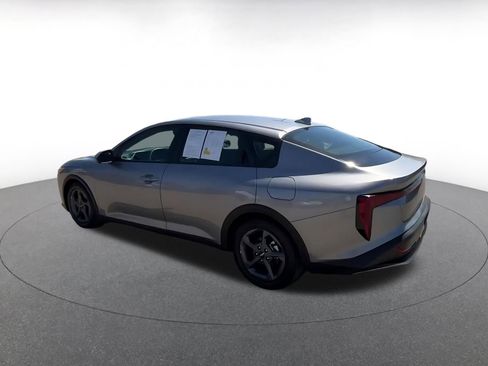 Used 2025 Kia K4 FWD image 10