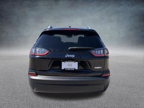 Used 2020 Jeep Cherokee Latitude Plus w/ Cold Weather Group FWD image 8