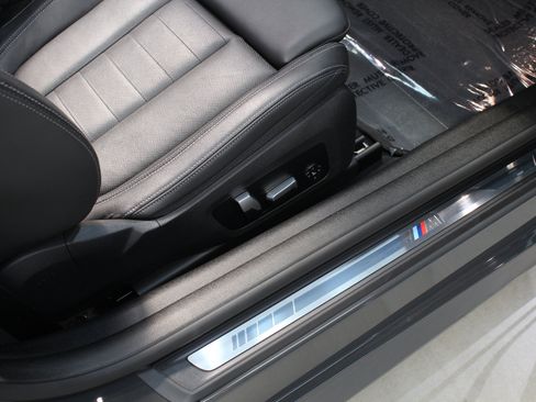 Used 2022 BMW 440i xDrive Convertible AWD/4WD image 50