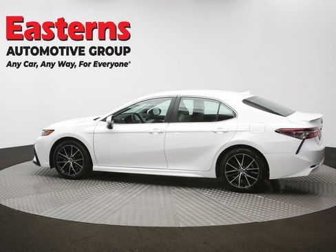 Used 2023 Toyota Camry SE FWD image 61