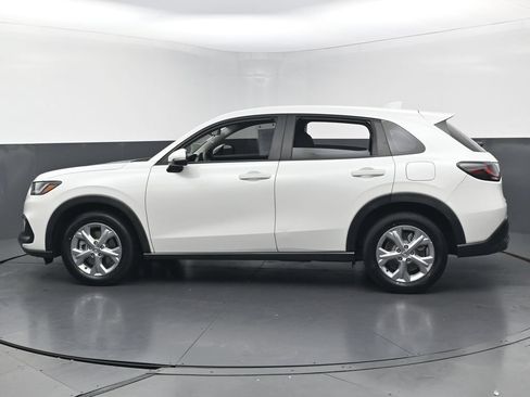 Used 2023 Honda HR-V LX image 8