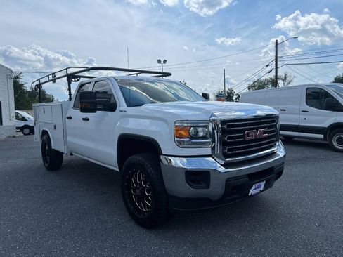 Used 2019 GMC Sierra 2500 4x4 Double Cab w/ Sierra Convenience Package image 2