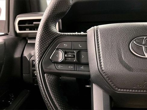 Used 2024 Toyota Tacoma SR image 22