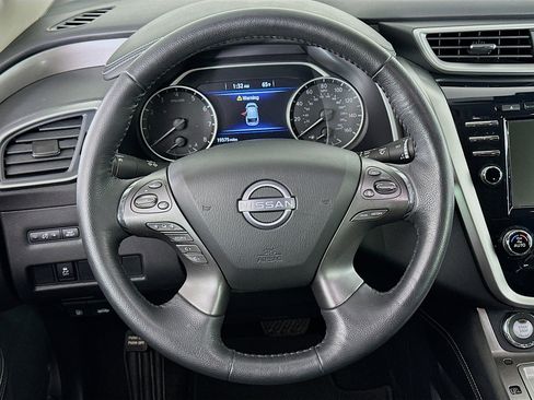 Used 2024 Nissan Murano SV w/ SV Midnight Edition Package image 18