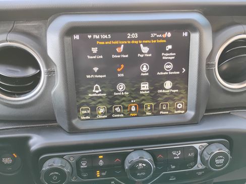 Used 2022 Jeep Wrangler Unlimited Sahara w/ Cold Weather Group image 7