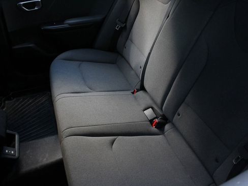 Used 2025 Kia K4 FWD image 18