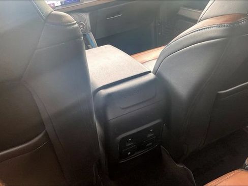 Used 2021 Ford Bronco Outer Banks AWD/4WD image 32