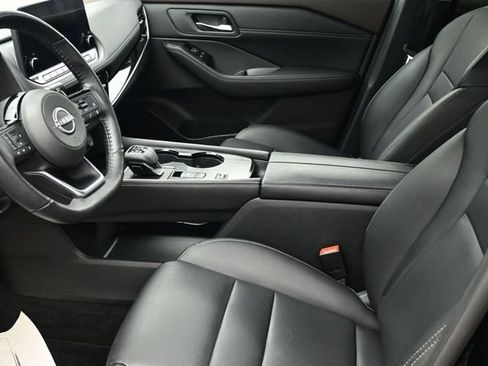 Used 2023 Nissan Rogue SL w/ SL Premium Package FWD image 26