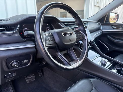 Used 2021 Jeep Grand Cherokee L Limited w/ Trailer Tow Package image 14