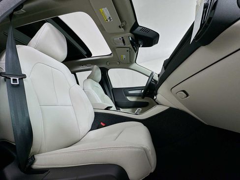 New 2026 Volvo XC40 B5 Plus w/ Protection Package Premier AWD/4WD image 26