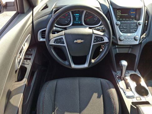Used 2015 Chevrolet Equinox LT image 11