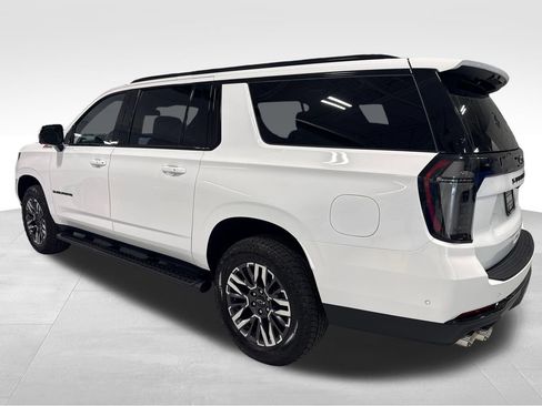 New 2026 Chevrolet Suburban Z71 w/ Comfort Package AWD/4WD image 51