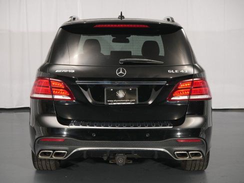 Used 2018 Mercedes-Benz GLE 43 AMG 4MATIC image 17