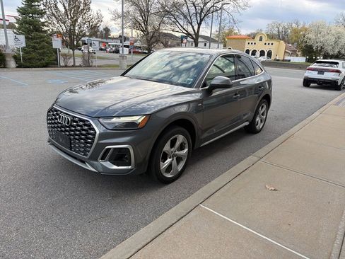 Used 2023 Audi Q5 2.0T Premium Plus w/ Premium Plus Package AWD/4WD image 9