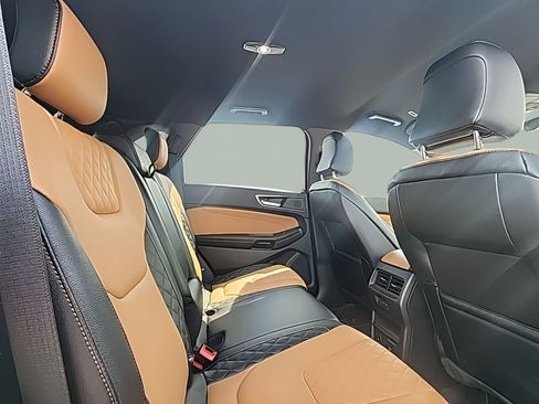 Certified 2024 Ford Edge Titanium w/ Titanium Elite Package AWD/4WD image 12