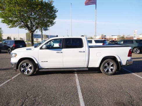 Used 2022 RAM 1500 Laramie AWD/4WD image 3