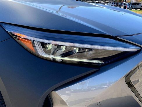 Used 2023 Subaru Solterra AWD image 30