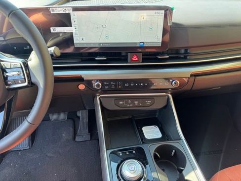 New 2026 Kia Carnival SX w/ SX Dark Edition Package image 48