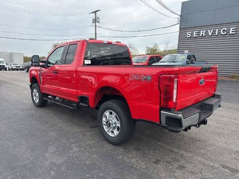 New 2026 Ford F350 XLT w/ FX4 Off-Road Package AWD/4WD image 8