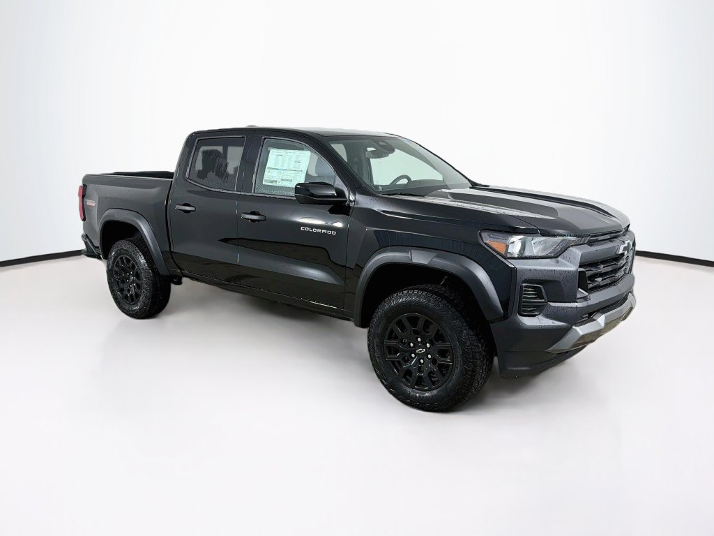 New 2026 Chevrolet Colorado Trail Boss AWD/4WD image 3